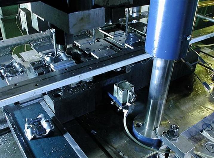 Sheet metal stamping: the importance of prototyping and low volume series